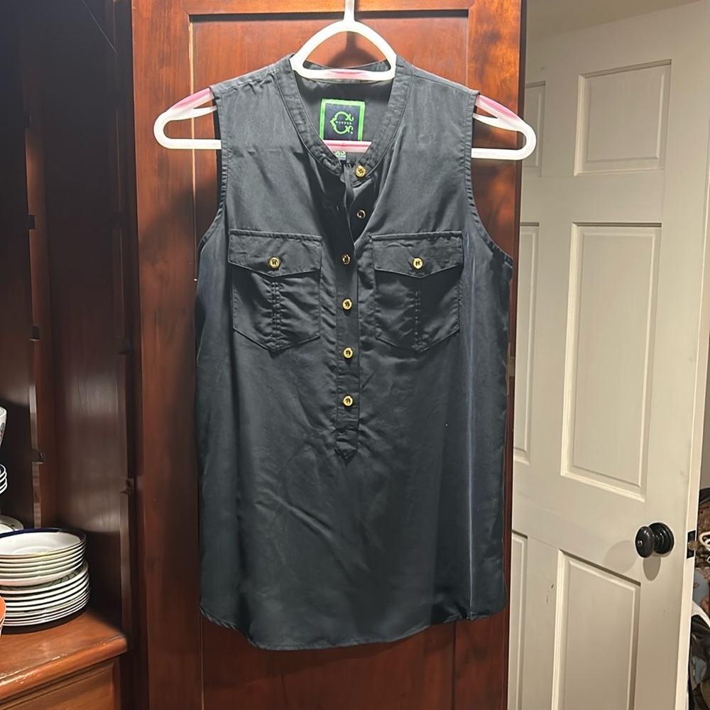 C. Wonder Sleeveless Black Safari-esque Blouse